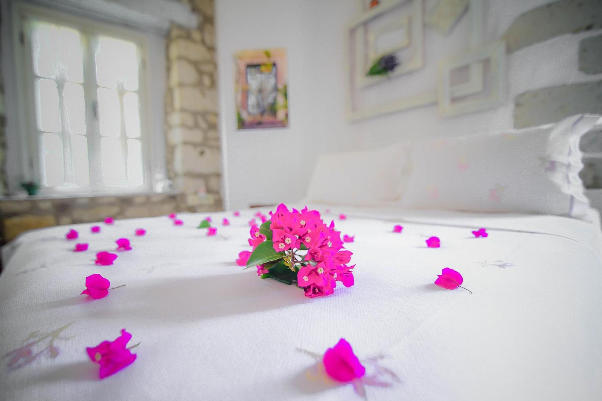 Yukari Sokak Vip Butik Otel ألاتشاتي المظهر الخارجي الصورة