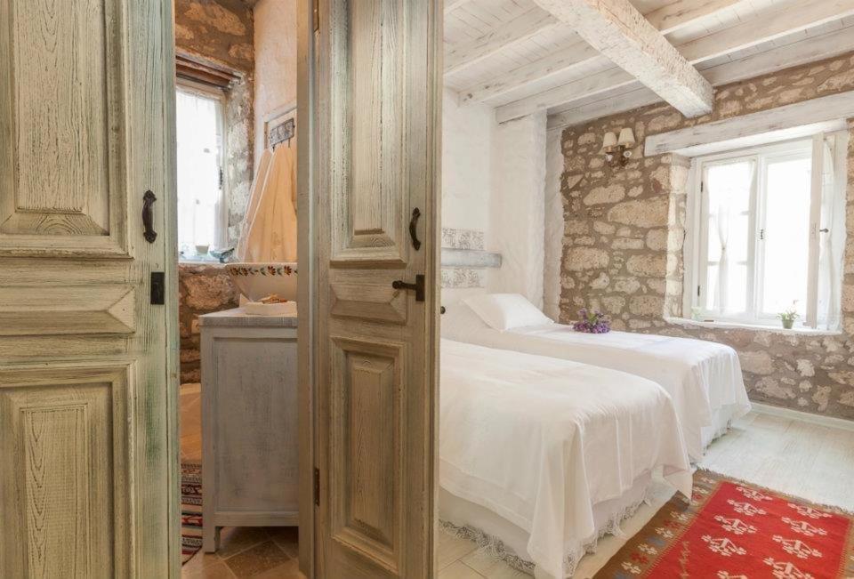 Yukari Sokak Vip Butik Otel ألاتشاتي المظهر الخارجي الصورة