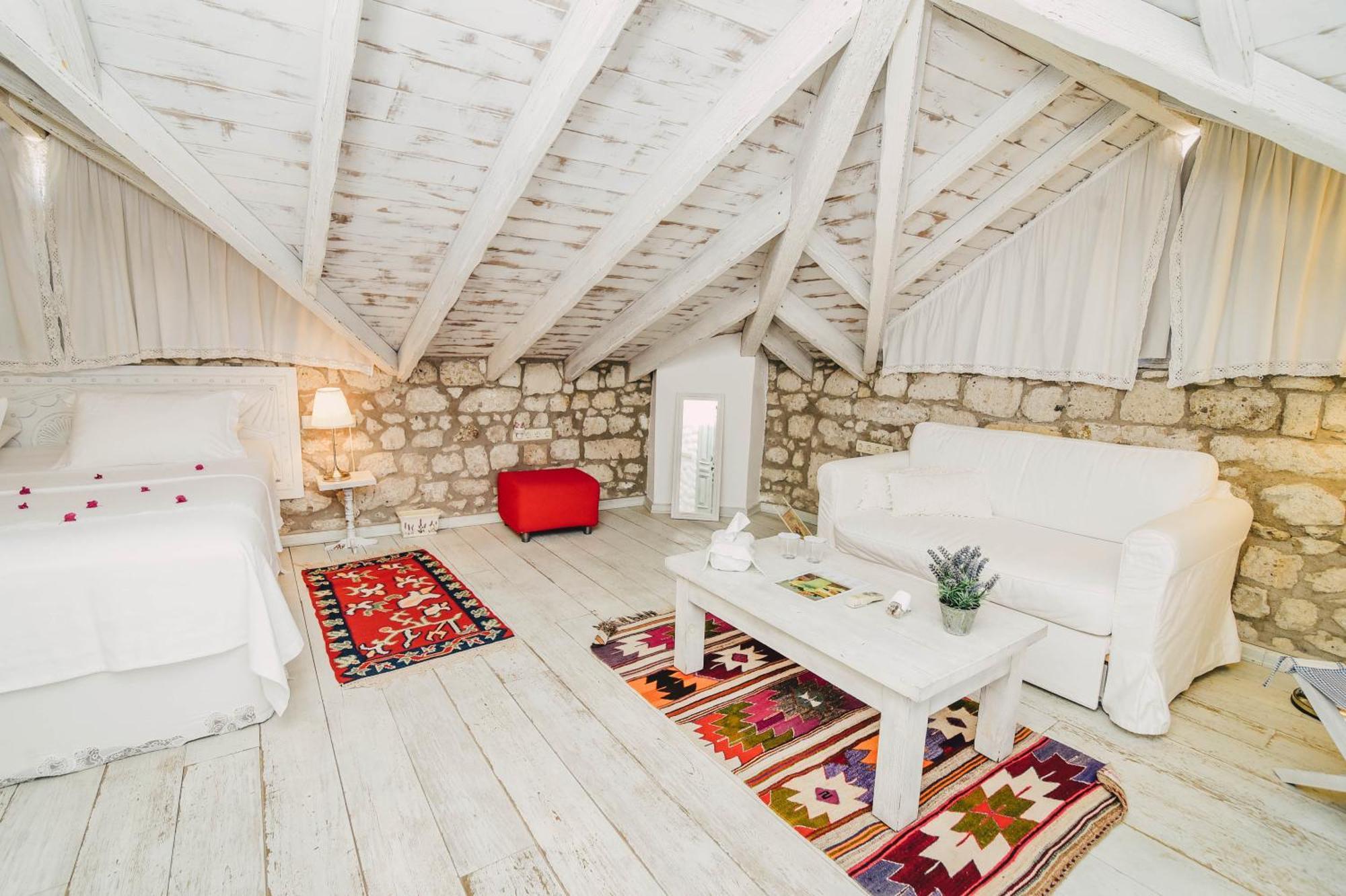 Yukari Sokak Vip Butik Otel ألاتشاتي المظهر الخارجي الصورة